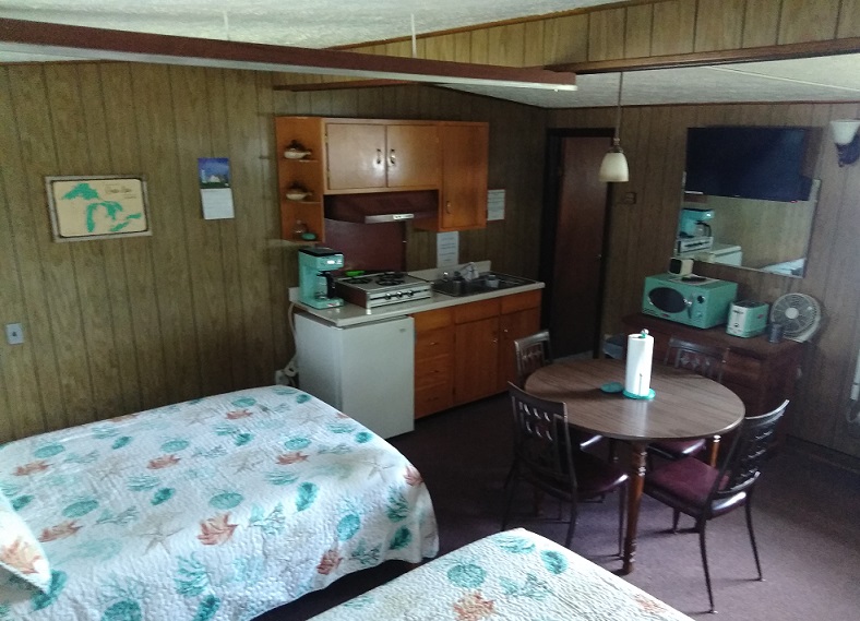 Unit 4 | Includes Internet TV, Microwave, Toaster, & Coffee Maker